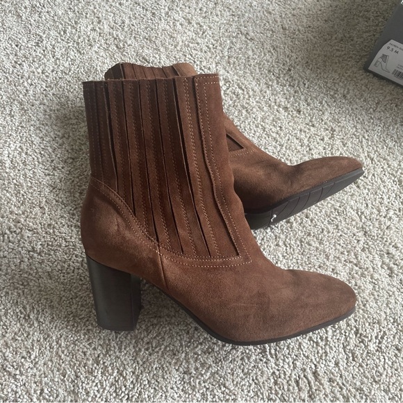 Aquatalia Fayren Suede Ankle Boots Chestnut Women's Size 9.5 NIB - Picture 5 of 10